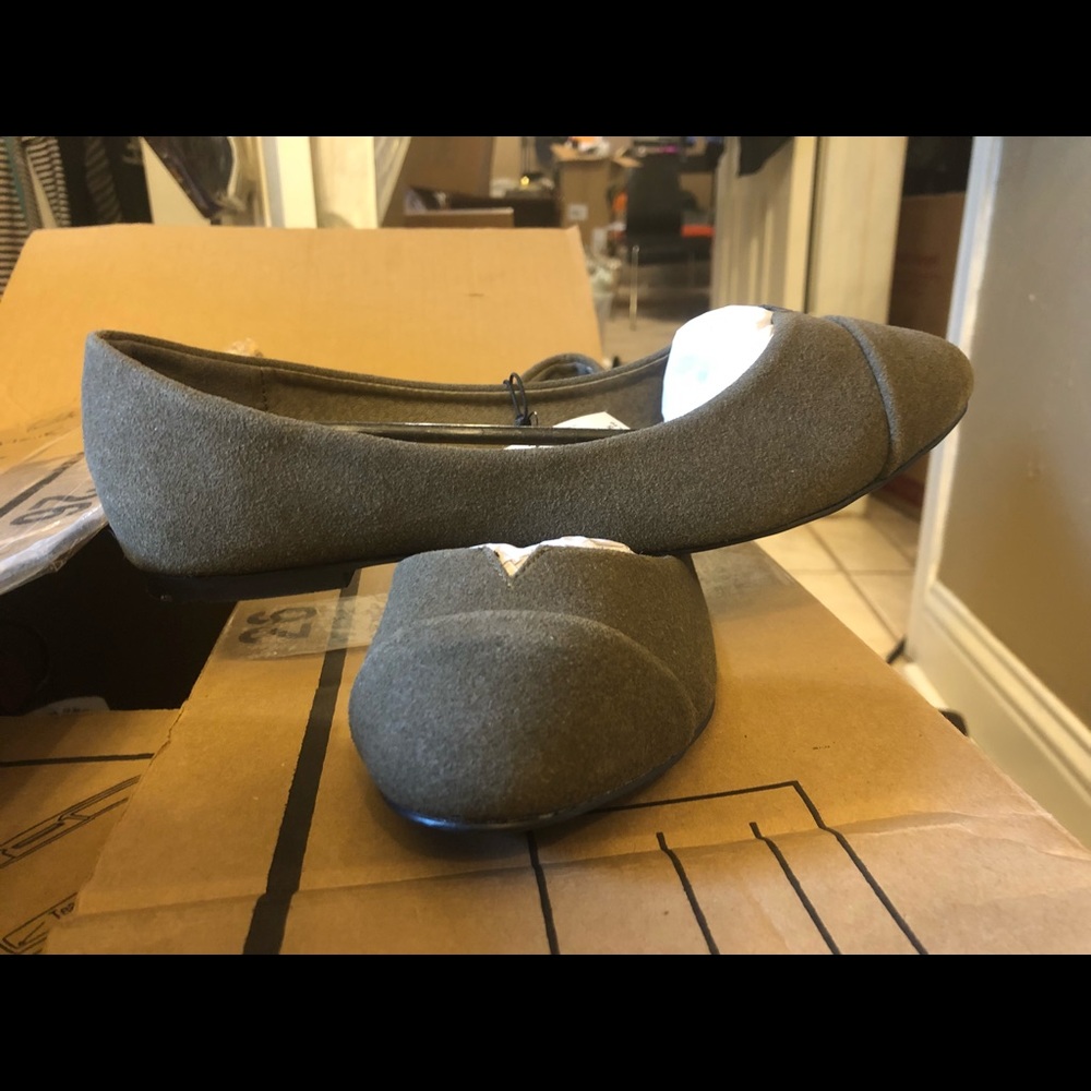 Torrid olive green flats